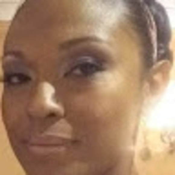 Meet your Posher, Juanita - Picture 1 of 1